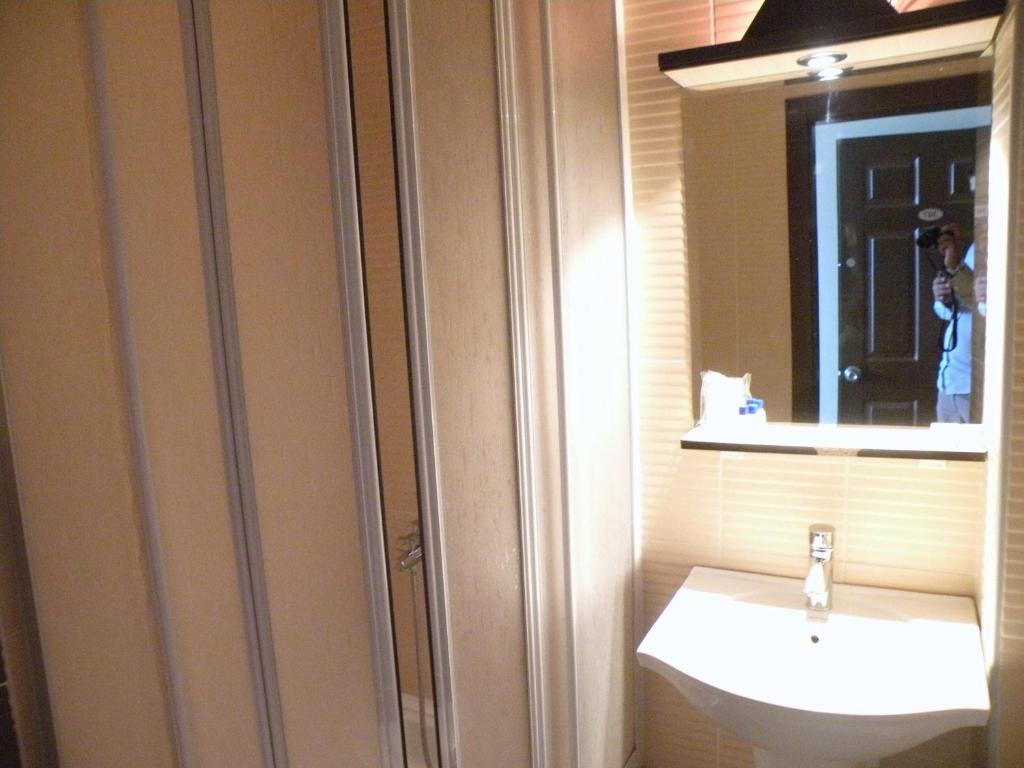 Kadioglu Hotel Balqash Pokój zdjęcie