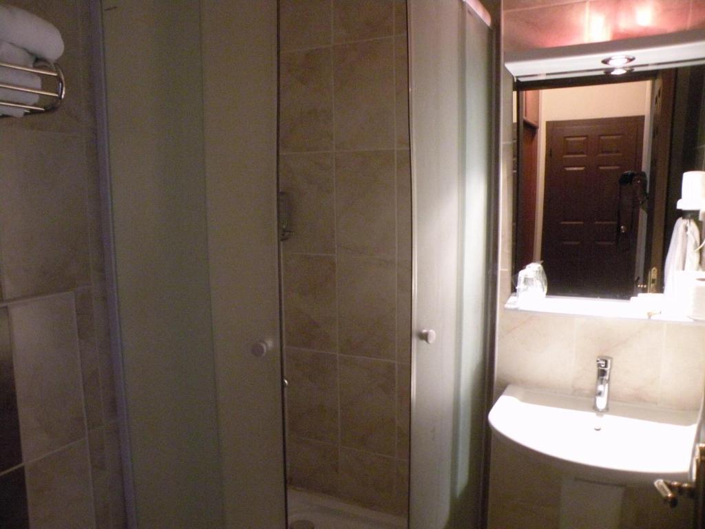 Kadioglu Hotel Balqash Zewnętrze zdjęcie
